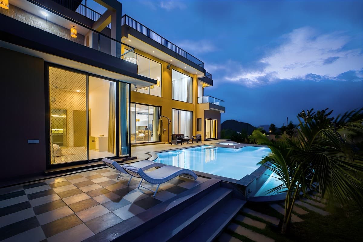 Corum8 Mansion