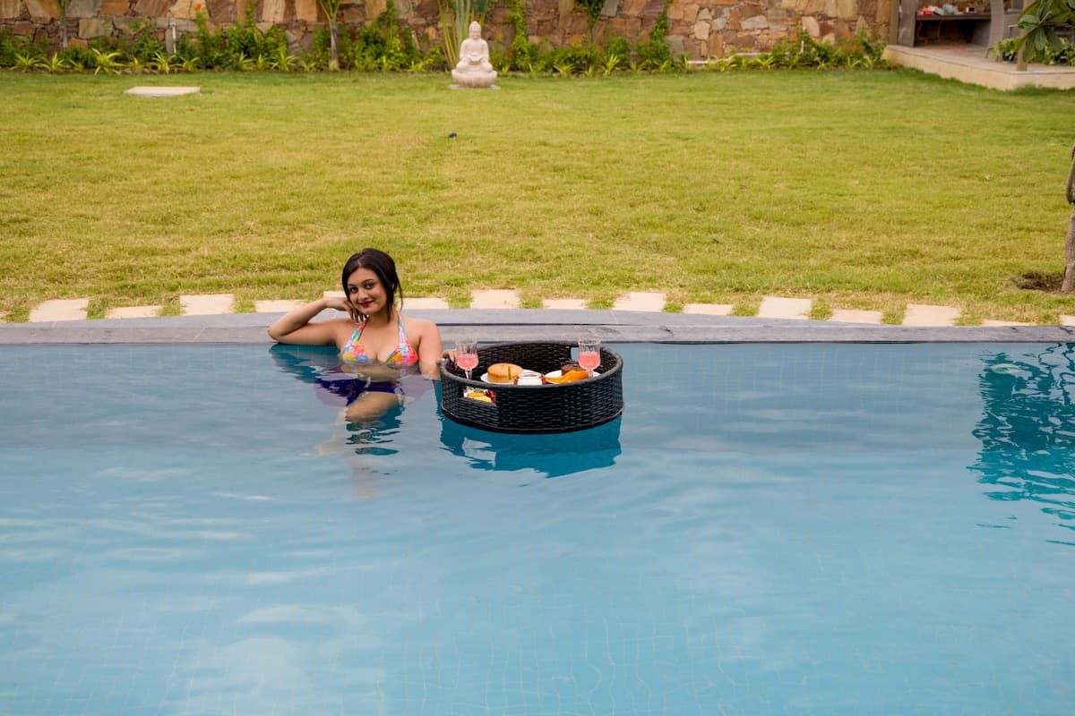 Corum8 Mansion — Hilltop Villa Shoot photo